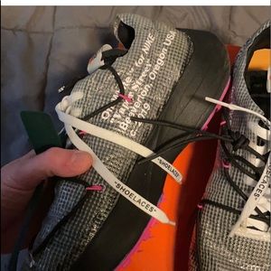 *STEAL* OFF-WHITE x Nike Vapor Street “Black Lazer Fuchsia”